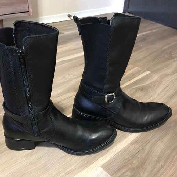 Martino Ladies Black Leather Boots Size 9.5 M - Picture 2 of 5